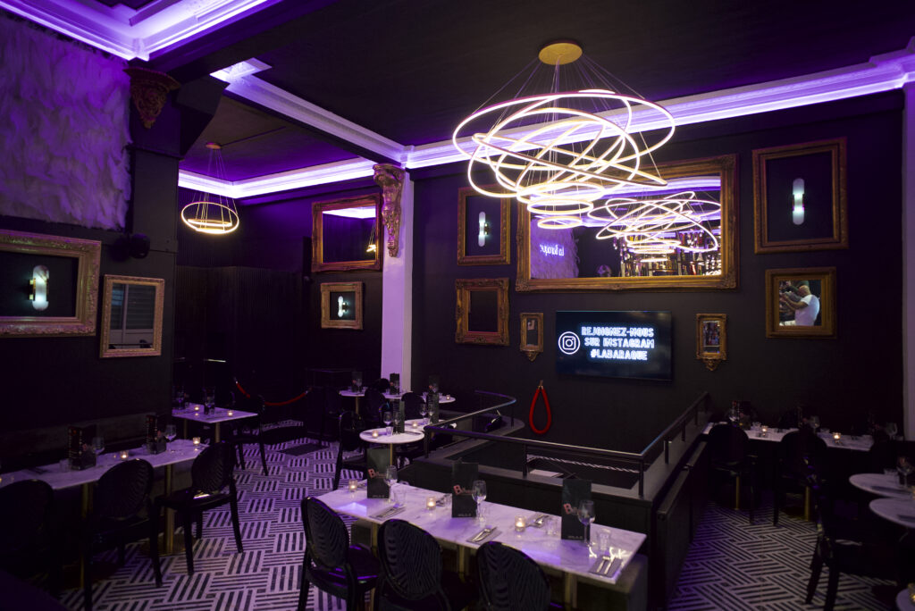 Salle du restaurant La Baraque, ambiance élégante pour événement entreprise à Paris
